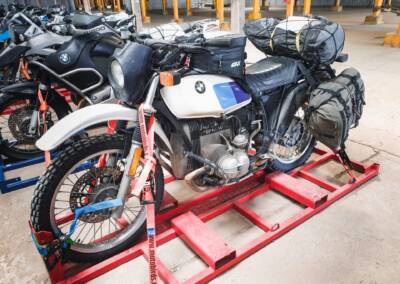 MotoBirds motorcycle packing and shipping — photo 1
