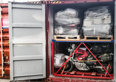 MotoBirds motorcycle packing and shipping — photo 6