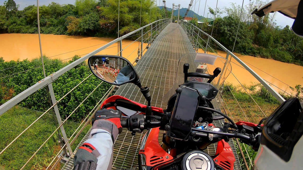 DISCOVER AMAZING VIETNAM - THE BEST OF