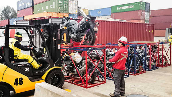 Pakowanie i transport motocykli