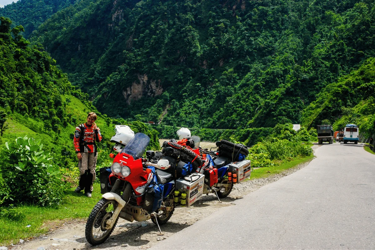 DROGA DO SAURAHY / ROAD TO SAURAHA