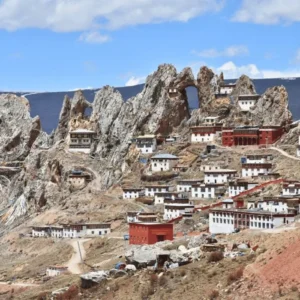 SECRETS OF TIBET AND SICHUAN  12→27.10.2026