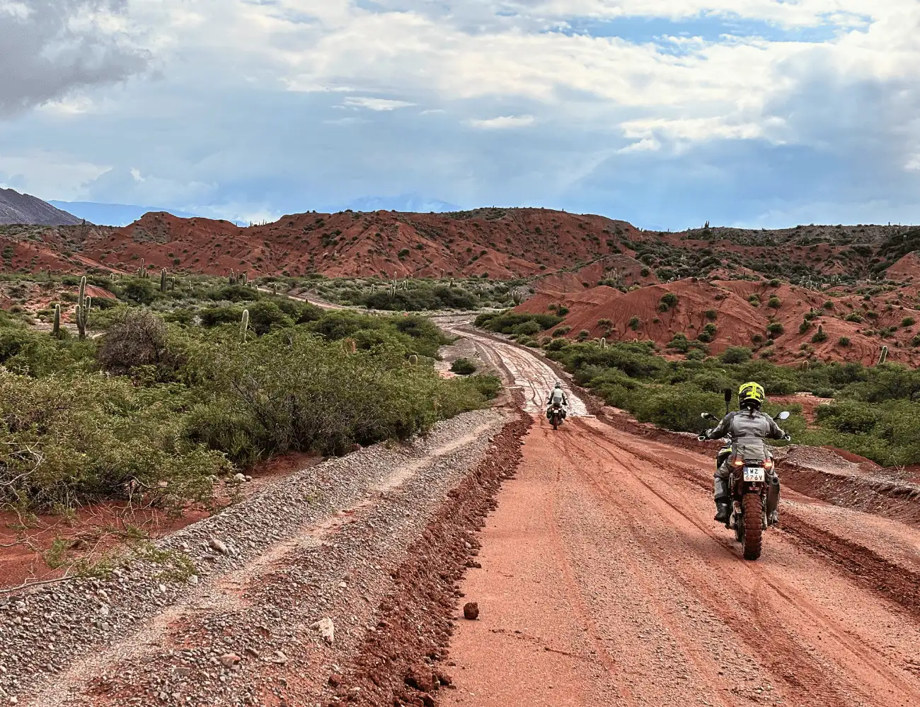 •	pustynia Atacama podczas wyprawy motocyklowej