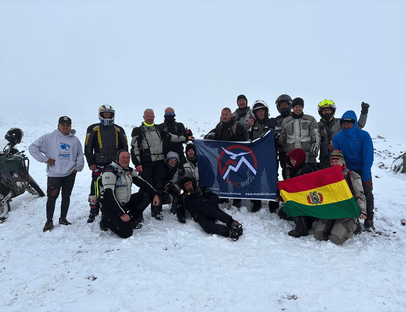 Uturuncu -  grupa MotoBirds na motocyklach w Ameryce Południowej