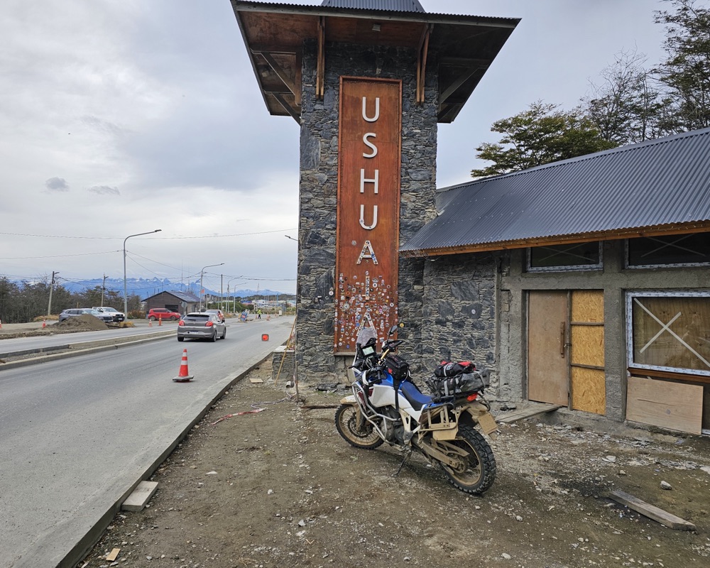 Motorcycle in Ushuaia – riding Patagonia